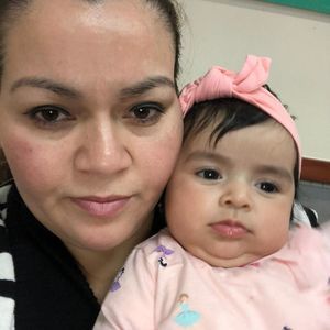 Meet your Posher, Roxana